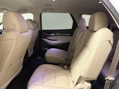 Used 2019 Buick Enclave Essence w/ LPO, Sport Appearance Package FWD image 25