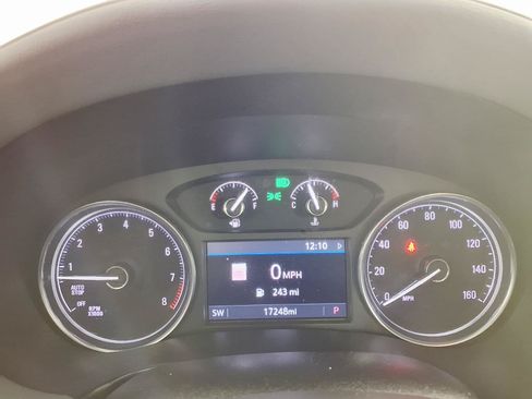 Used 2024 Buick Enclave Essence w/ Experience Buick Package FWD image 25