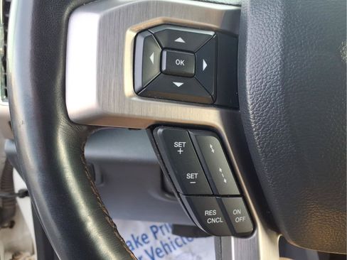Used 2022 Ford F350 Platinum AWD/4WD image 18