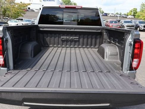 New 2026 GMC Sierra 1500 SLE w/ Preferred Package AWD/4WD image 22