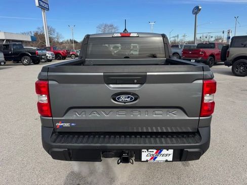 Used 2025 Ford Maverick XLT w/ XLT Luxury Package image 3