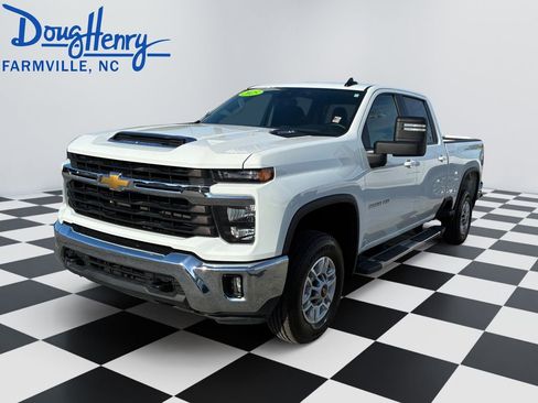 Used 2025 Chevrolet Silverado 2500 LT w/ Convenience Package AWD/4WD image 1