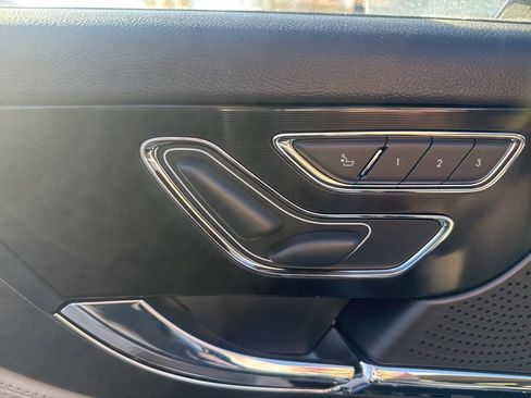 New 2026 Lincoln Corsair Premiere image 7