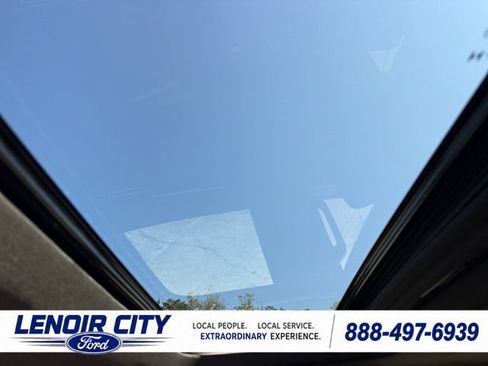 Used 2025 Chevrolet Silverado 1500 High Country w/ High Country Premium Package AWD/4WD image 17