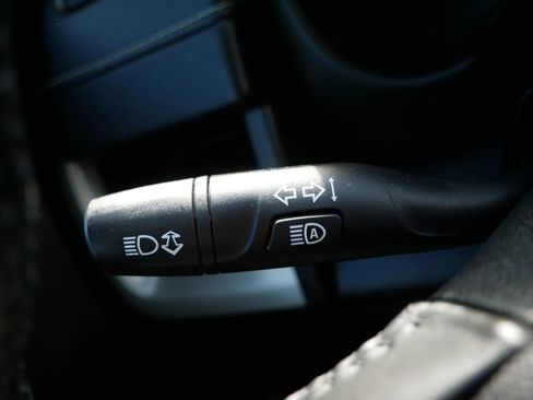 Used 2018 GMC Terrain Denali w/ Advanced Safety Package image 25