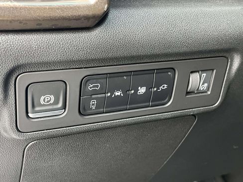 Used 2025 GMC Hummer EV 3X w/ Extreme Off-Road Package AWD/4WD image 19
