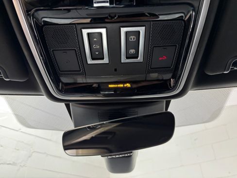 Used 2022 Land Rover Range Rover Westminster Edition AWD/4WD image 12