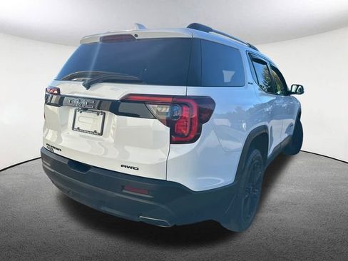 Used 2023 GMC Acadia SLE w/ Driver Convenience Package image 16