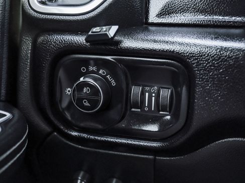 Used 2021 RAM 3500 Laramie image 28