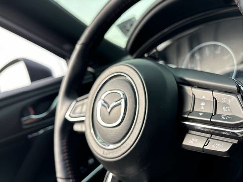 Used 2023 MAZDA CX-9 Carbon Edition image 11