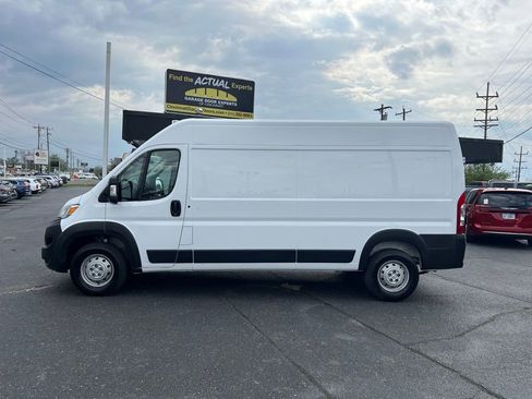 Used 2023 RAM ProMaster 2500 image 1