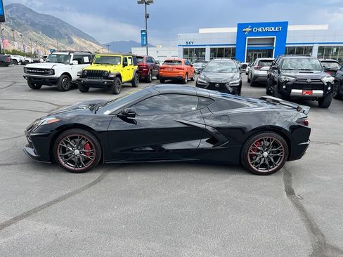 Used 2023 Chevrolet Corvette Stingray Preferred Cpe w/ Z51 Performance Package RWD image 13