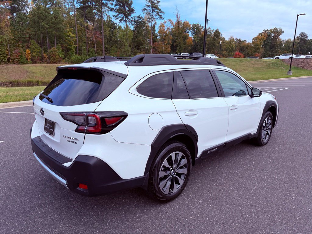 Used 2024 Subaru Outback Limited AWD/4WD image 16