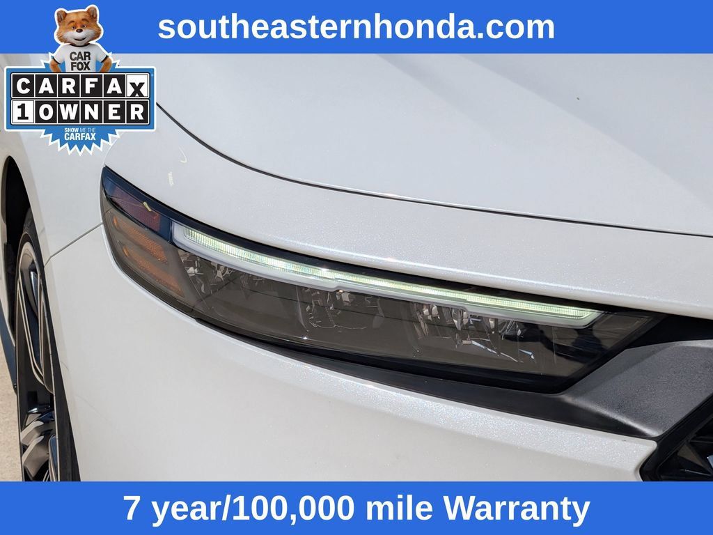 Used 2024 Honda Accord Sport image 9