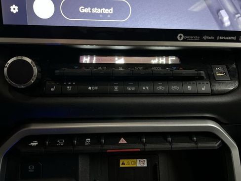 Used 2024 Toyota Tundra Platinum image 18