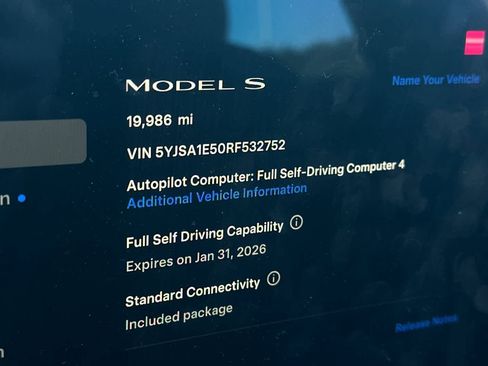 Used 2024 Tesla Model S image 27