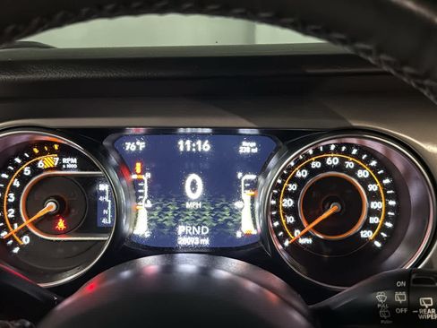 Used 2022 Jeep Wrangler Unlimited Sport AWD/4WD image 14