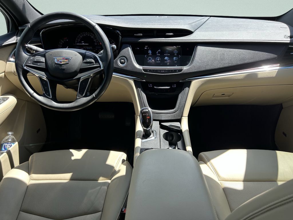Used 2019 Cadillac XT5 Luxury FWD image 18