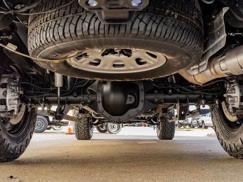 Used 2025 GMC Sierra 2500 Denali Ultimate image 16