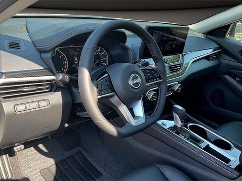 New 2025 Nissan Altima 2.5 SR w/ SR Premium Package image 7