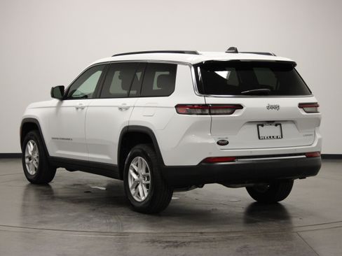 Used 2024 Jeep Grand Cherokee L Laredo AWD/4WD image 6