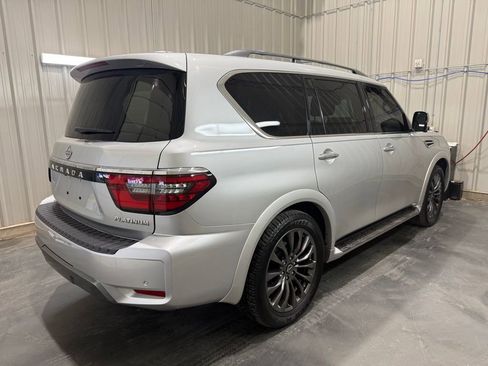 Used 2024 Nissan Armada Platinum w/ Captain's Chairs Package RWD image 17