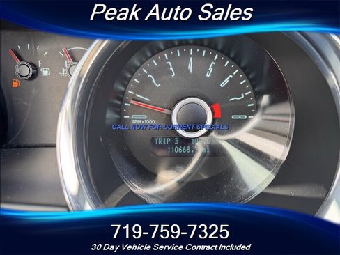 Used 2014 Ford Mustang Convertible RWD image 26
