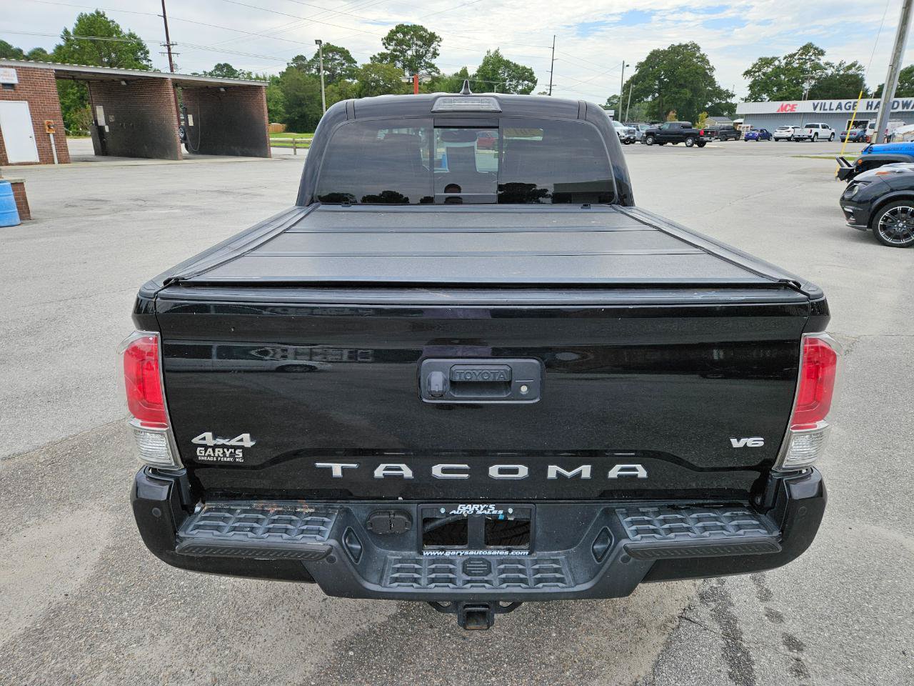 Used 2017 Toyota Tacoma Limited w/ Tow Package AWD/4WD image 5