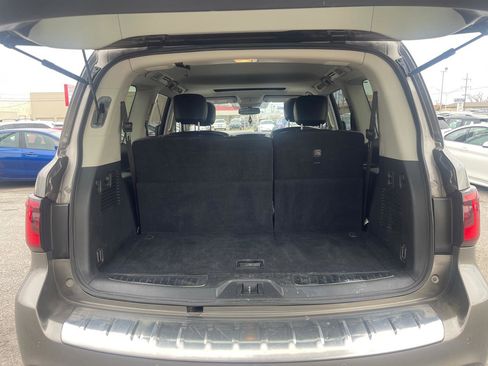 Used 2019 INFINITI QX80 Luxe RWD image 8