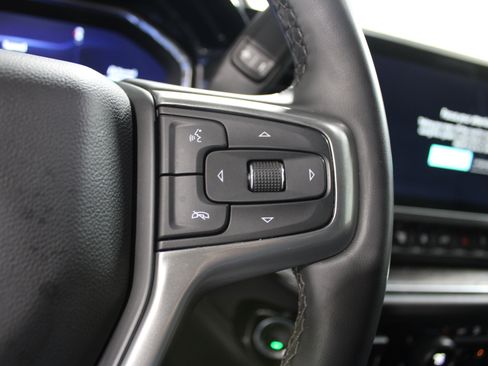 Used 2024 Chevrolet Silverado 2500 LTZ AWD/4WD image 12