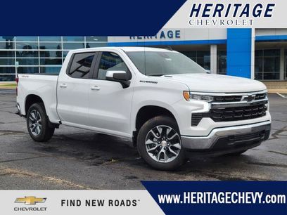 New 2026 Chevrolet Silverado 1500 LT w/ LPO, Dark Essentials Package