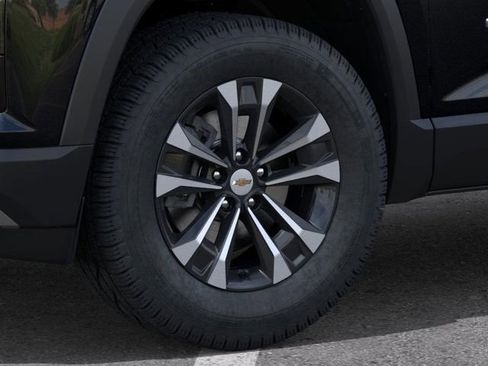 New 2026 Chevrolet Equinox LT FWD image 9