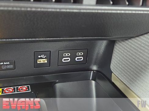 New 2026 Toyota Camry SE w/ Convenience Package image 12