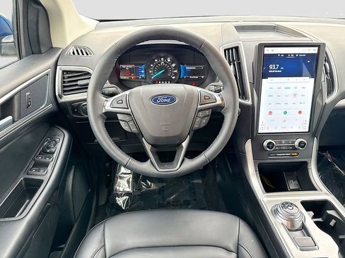 Used 2024 Ford Edge SEL w/ Convenience Package image 18