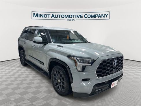 Used 2024 Toyota Sequoia Platinum image 1