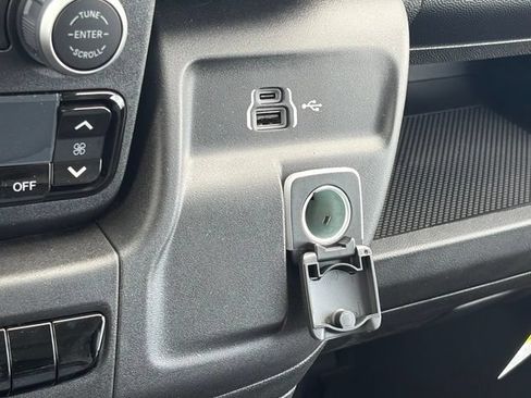 New 2026 RAM ProMaster 3500 w/ Convenience Group FWD image 24