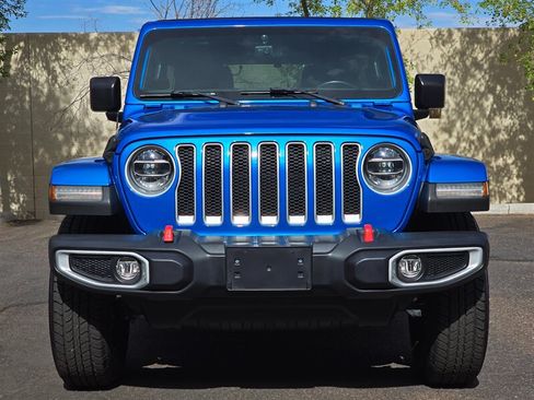 Used 2021 Jeep Wrangler Unlimited Sahara AWD/4WD image 4