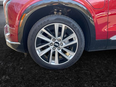 New 2026 Cadillac Vistiq Luxury image 10