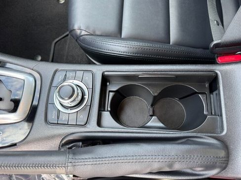 Used 2014 MAZDA MAZDA6 Touring w/ Touring Technology Package image 32