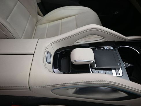 Used 2020 Mercedes-Benz GLE 350 4MATIC image 27