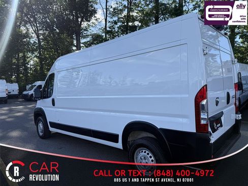 Used 2025 RAM ProMaster 2500 w/ Convenience Group FWD image 4