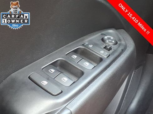 Used 2026 Hyundai Venue SEL FWD image 24