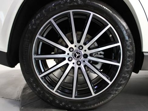 Used 2023 Mercedes-Benz GLS 450 4MATIC w/ AMG Line Exterior image 34