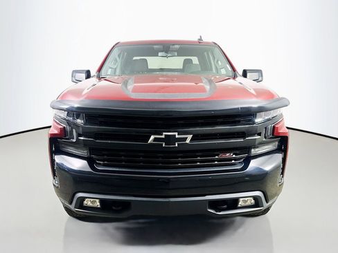 Used 2020 Chevrolet Silverado 1500 LT Trail Boss w/ Convenience Package AWD/4WD image 2
