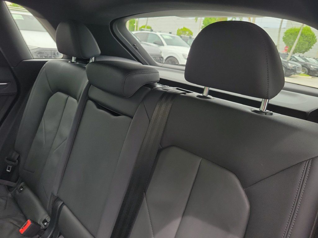 Used 2020 Audi Q3 2.0T Premium Plus AWD/4WD image 27