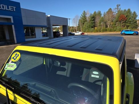 Used 2023 Jeep Wrangler Rubicon w/ LED Lighting Group image 33