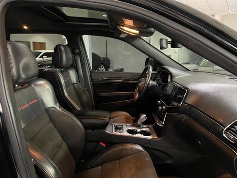 Used 2019 Jeep Grand Cherokee Trailhawk image 31