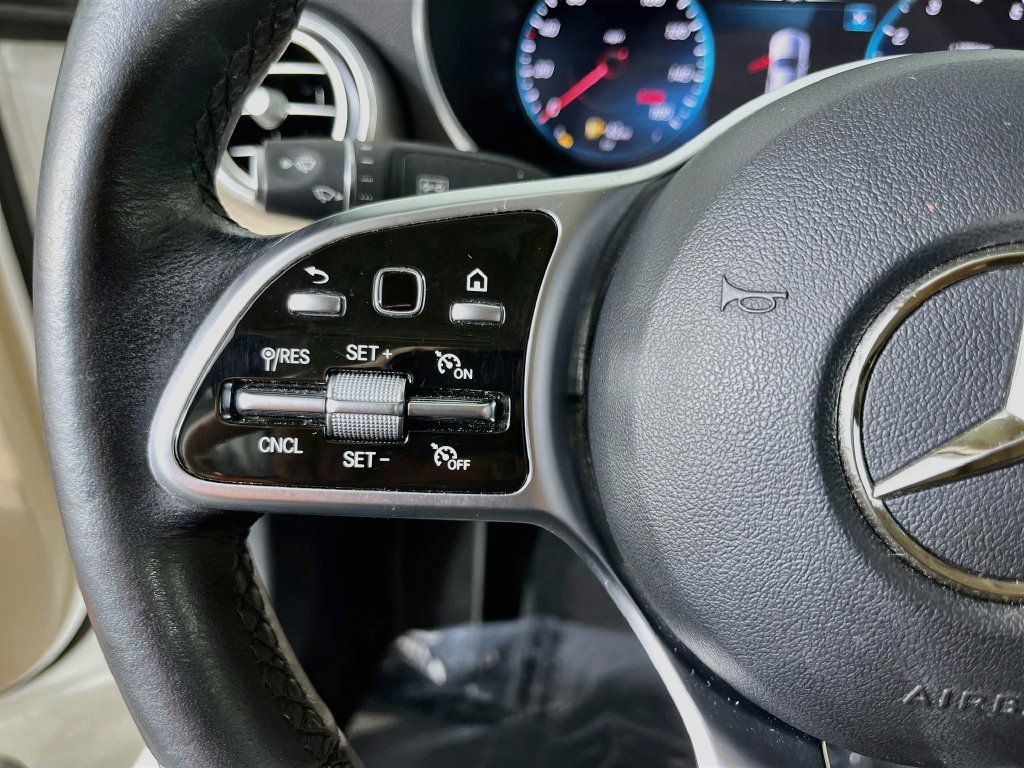Used 2021 Mercedes-Benz C 300 Sedan w/ Premium Package image 14