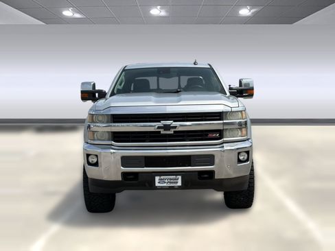 Used 2015 Chevrolet Silverado 2500 LTZ w/ Duramax Plus Package AWD/4WD image 6