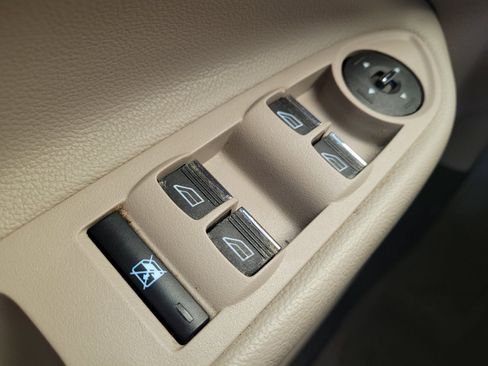 Used 2014 Ford Escape Titanium w/ Equipment Group 401A FWD image 27